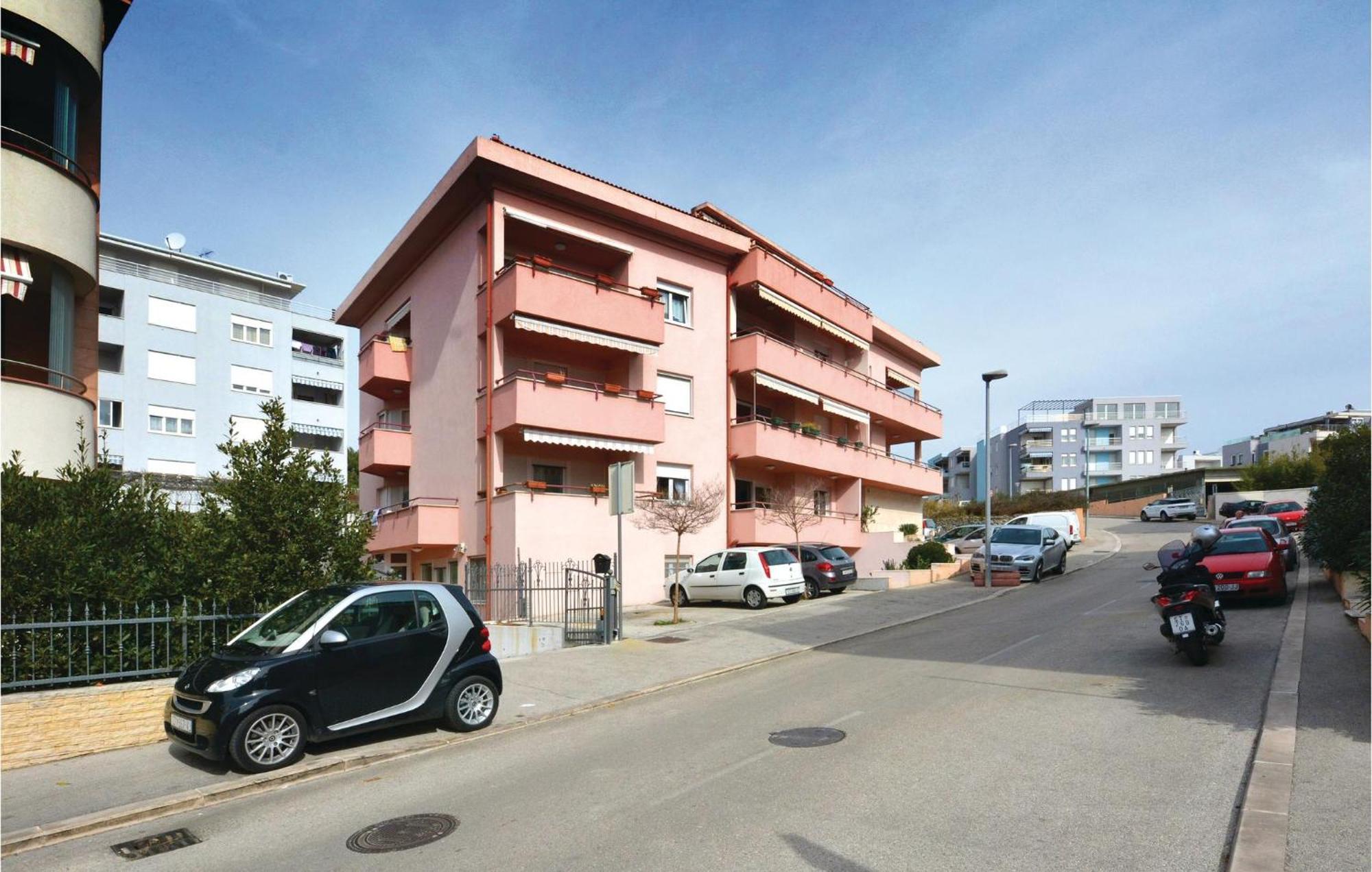 Nice Apartment In Split With Wifi エクステリア 写真